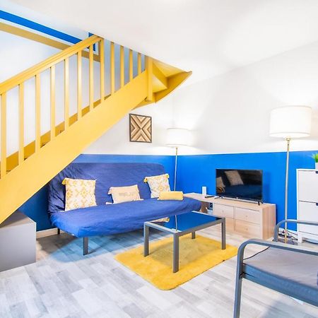 Charmant T2 Sur Ile De Nantes Avec Parking Et Balcon Exterior photo